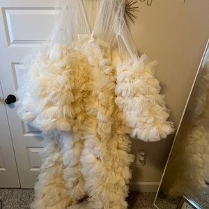 Wedding /maternity shoot his.